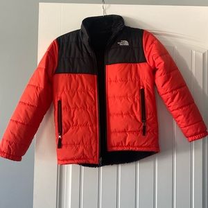 Boys The North Face Reversible Jacket 8/10